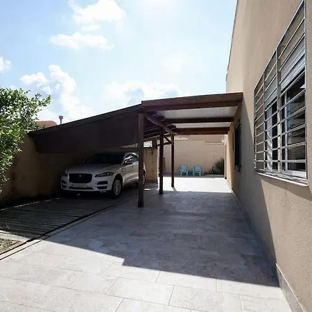 Tatil Evi Comodo En La Playa Con Gran Patio Exterior Cerca Del Met Y Campo De Golf *