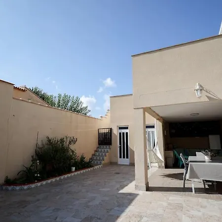 Comodo En La Playa Con Gran Patio Exterior Cerca Del Met Y Campo De Golf *