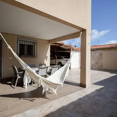Tatil Evi Comodo En La Playa Con Gran Patio Exterior Cerca Del Met Y Campo De Golf *